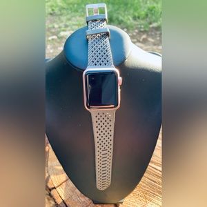 Apple Watch ⌚️ 1st generation 38mm rose gold